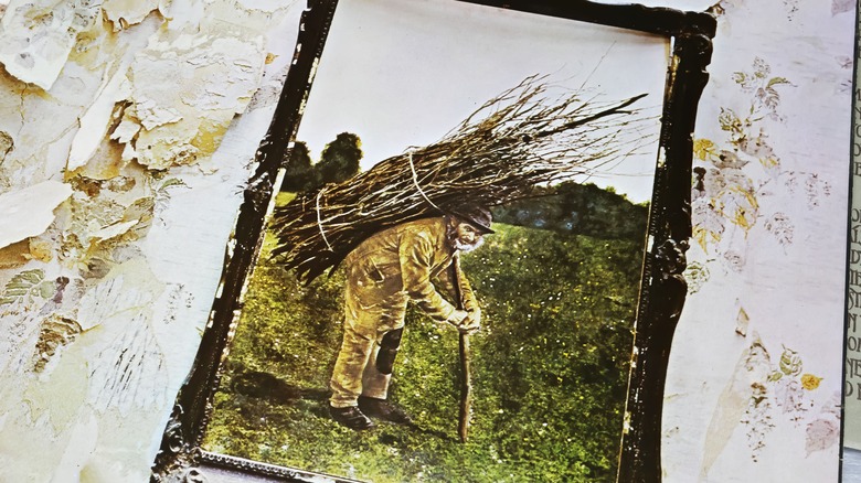 Led Zeppelin IV album cover