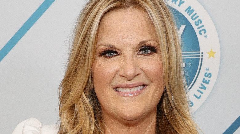 Trisha Yearwood smiling