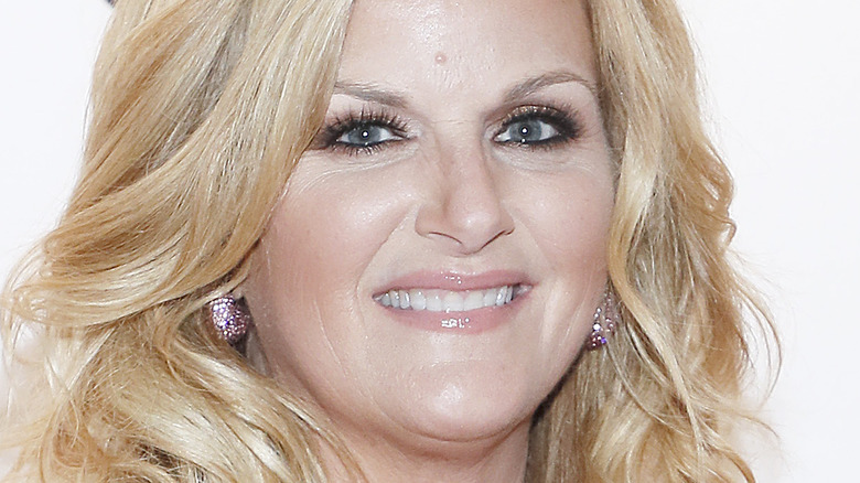 Trisha Yearwood smiling