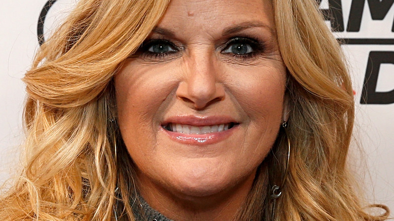 Trisha Yearwood smiling