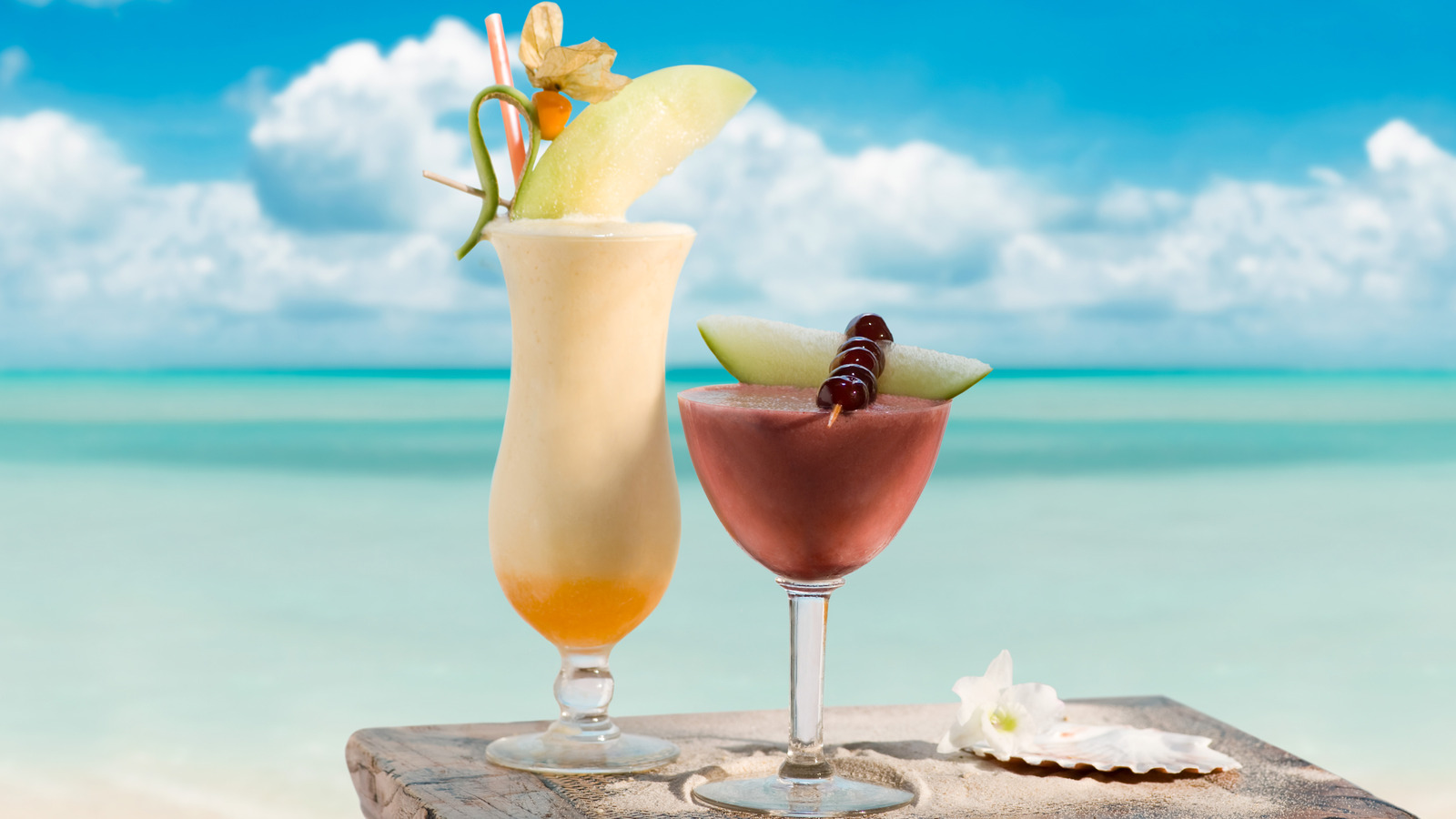 Tropical Vs Tiki Drinks: Is There Actually Any Difference?
