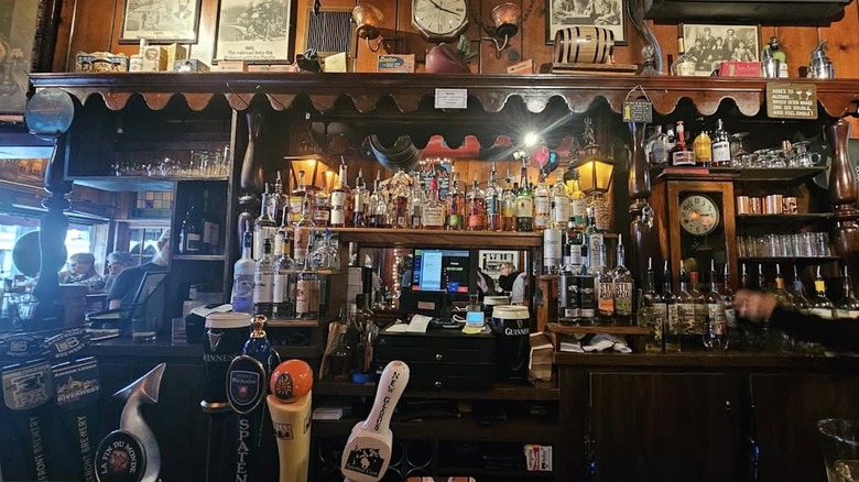 Swingin' Door Exchange Saloon & Eatery in Milwaukee