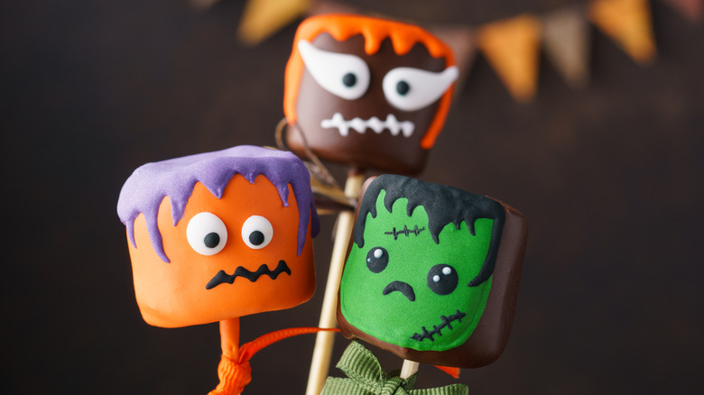 chocolate decorated halloween marshmallows