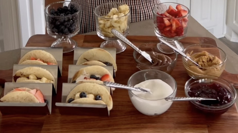 taco sandwich bar