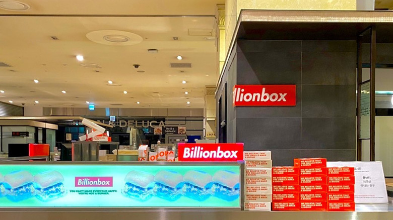 Billionbox restaurant counter