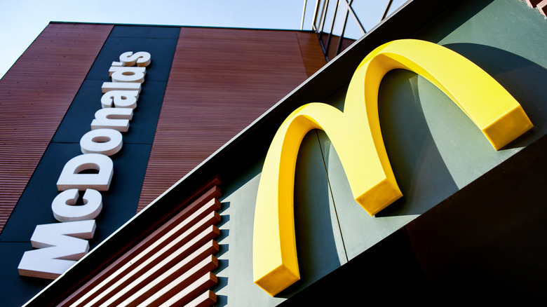 McDonald's store front