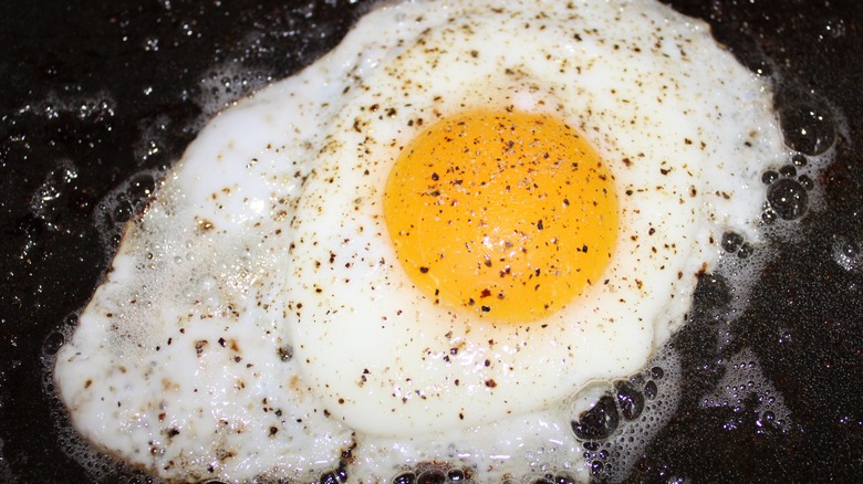 Sunny-side up egg