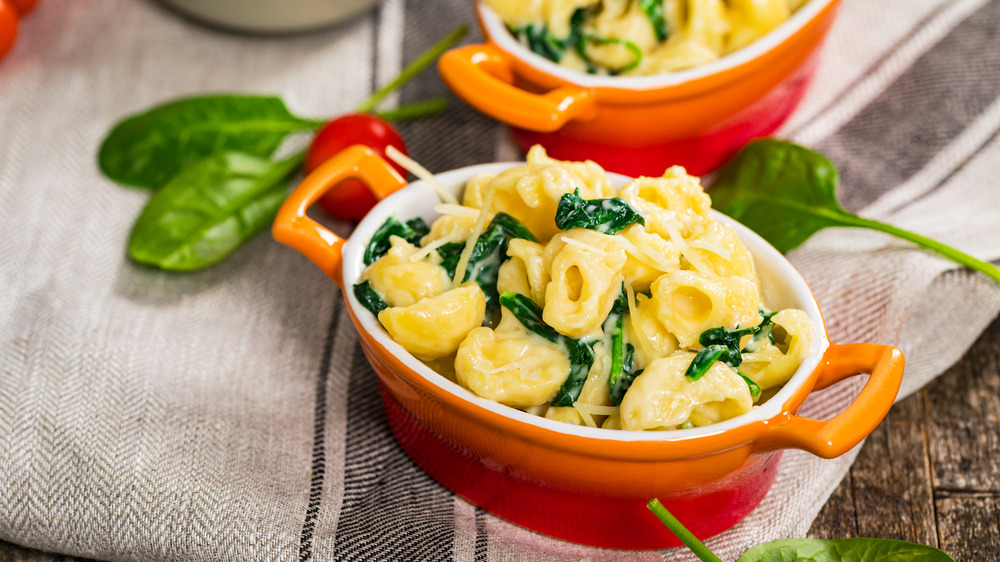 spinach mac and cheese