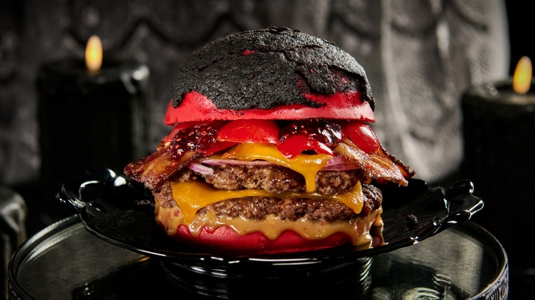 Halloween Horror Nights burger