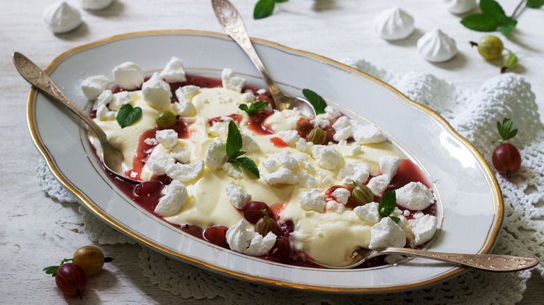 traditional Eton Mess