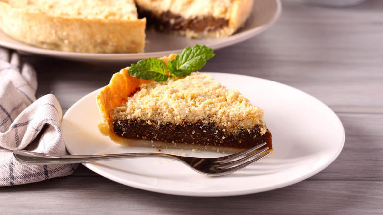 Shoofly pie on a plate