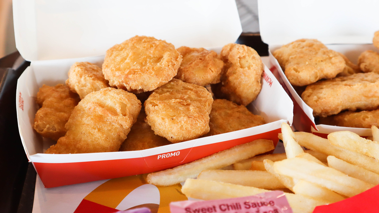 <a href="https://www.mashed.com/1778629/upgrade-mcdonalds-nuggets-tasty-hack/" target="_blank">Upgrade Your McDonald’s Chicken Nuggets With This Tasty Hack</a>