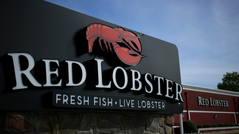 Red Lobster sign outdoors