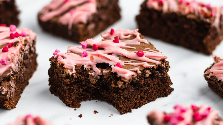 valentine's brownies on tray 