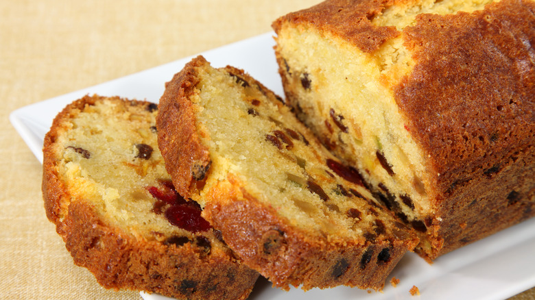 loaf cake with canned fruit