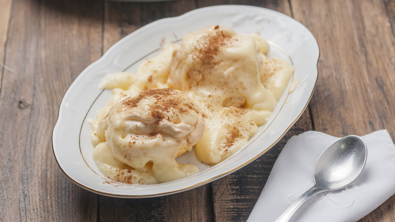 plate of snow pudding