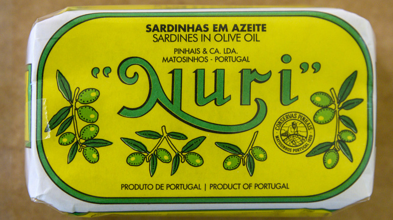 can of sardines