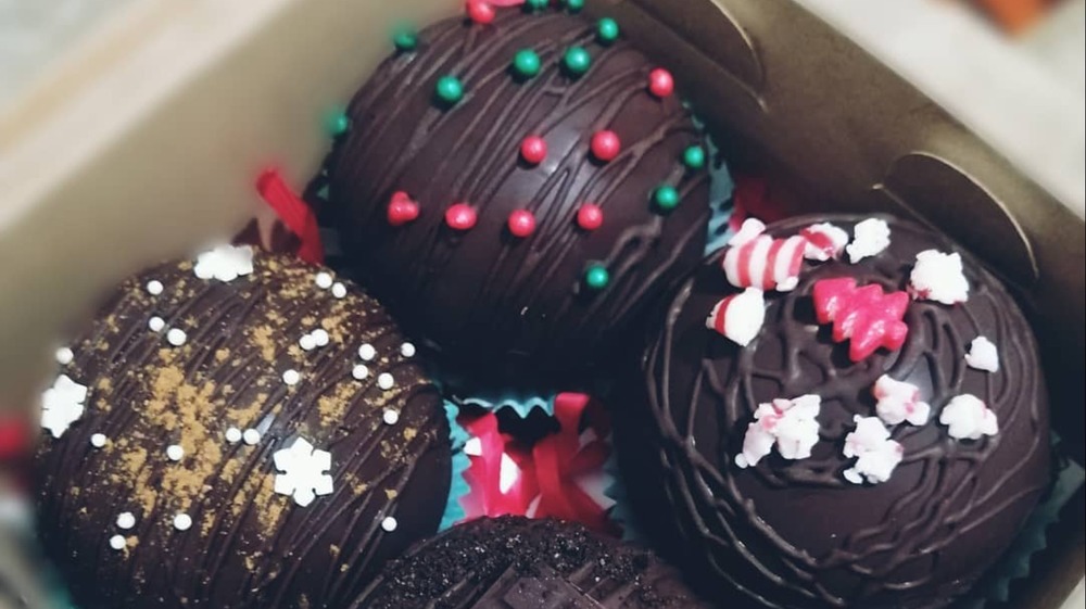 Gift box with decorated hot cocoa bombs