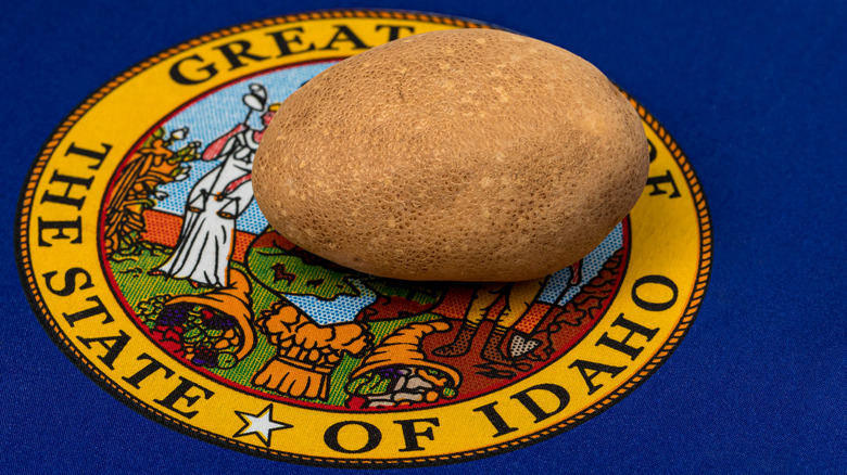 potato on idaho seal