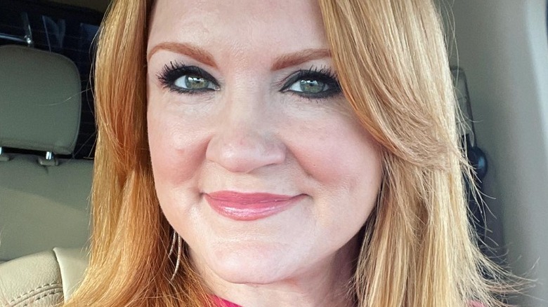 Ree Drummond smiling in car selfie