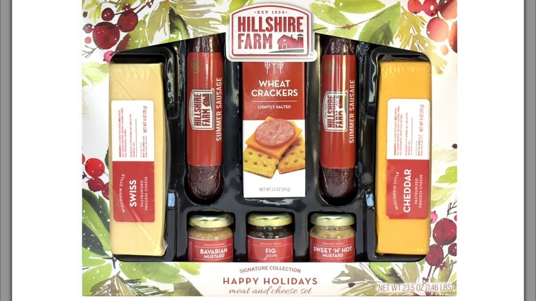 Hillshire Farm Deluxe Meat and Cheese Holiday Gift Set