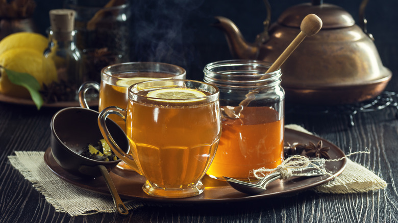 Hot toddy with honey