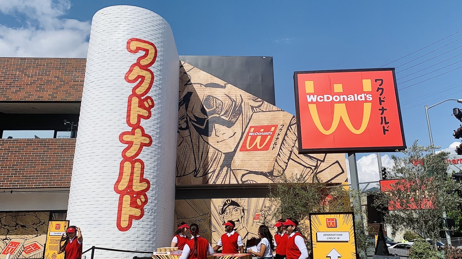 We Visited WcDonald's Immersive Dining Experience, And It Turns ...