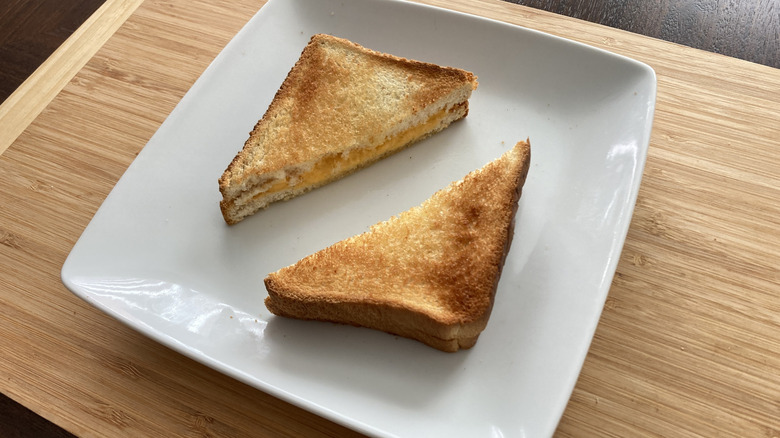 grilled cheese made in air fryer