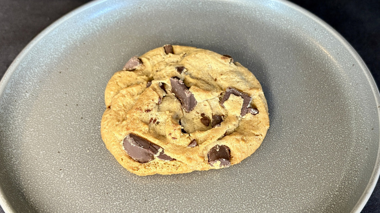 Walmart Marketside chocolate chip cookie on gray plate