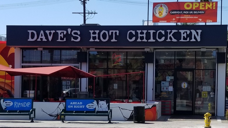 Dave's Hot Chicken exterior