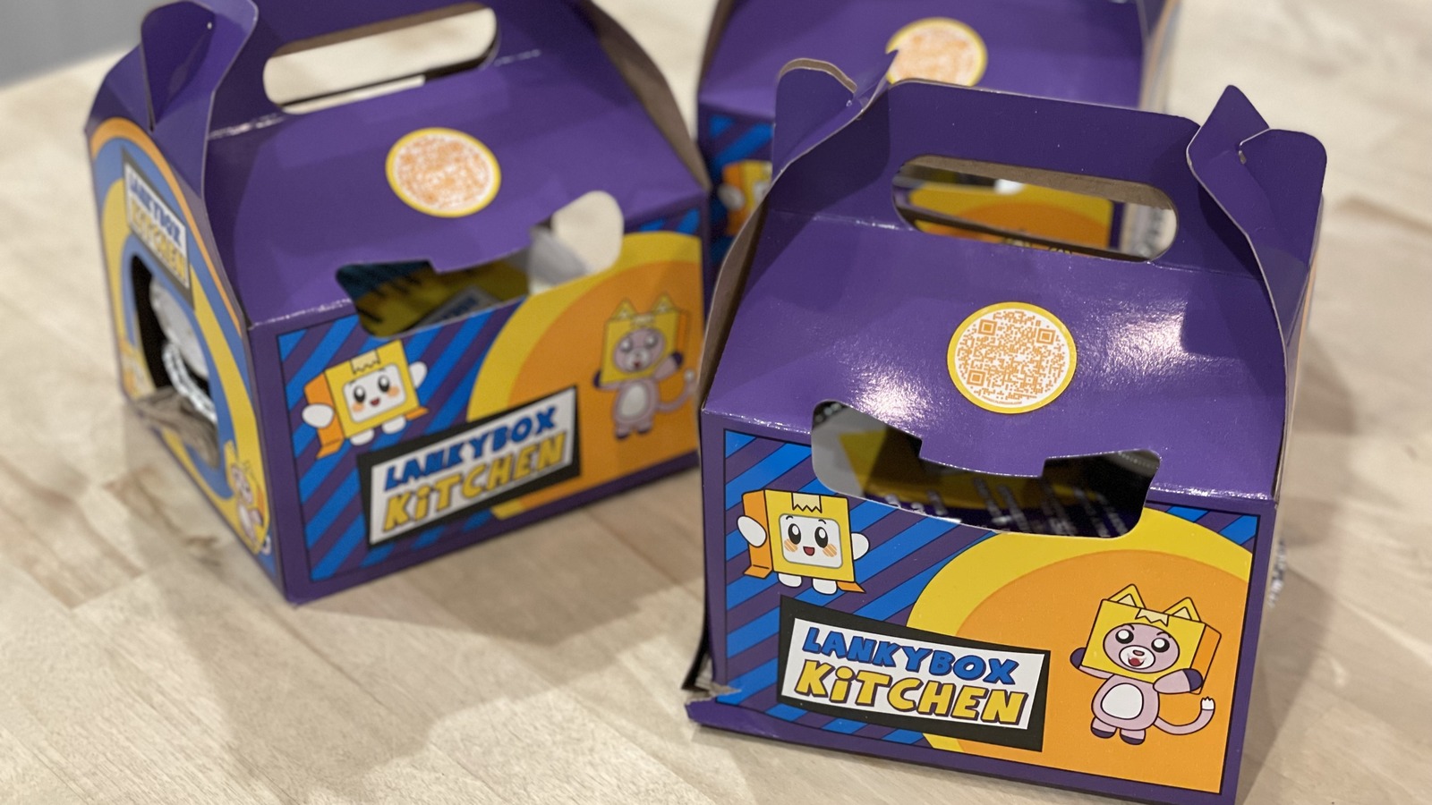 We tried lankybox kitchen s chuck e cheese ghost kitchen collaboration