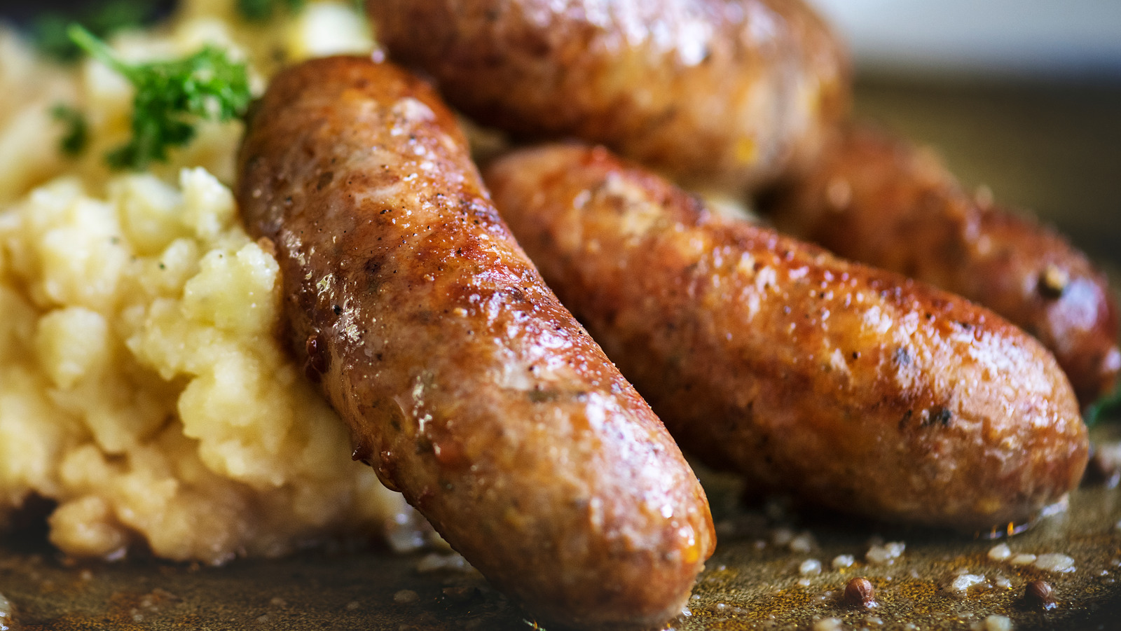 We Would Totally Eat Aldi's Irish Style Bangers For St. Patrick's Day