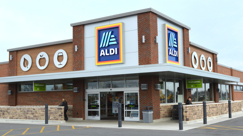 Aldi store