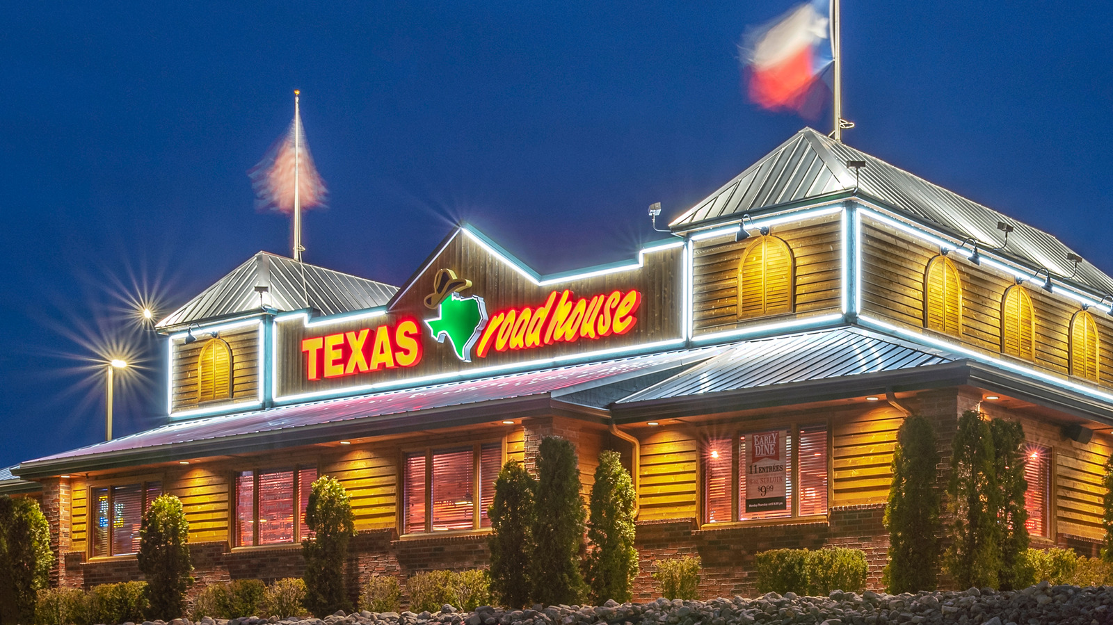 weird-rules-texas-roadhouse-employees-are-forced-to-follow