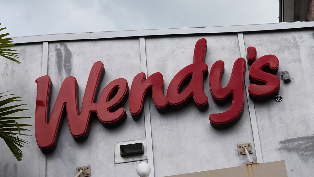 Close up of a Wendy's sign 