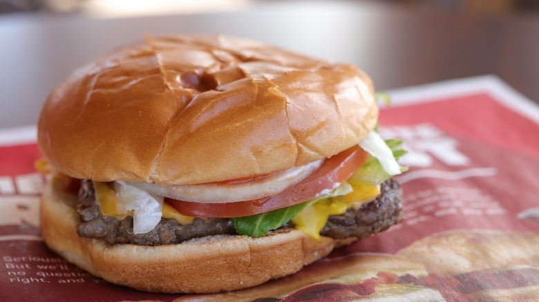 Wendy's burger hamburger 