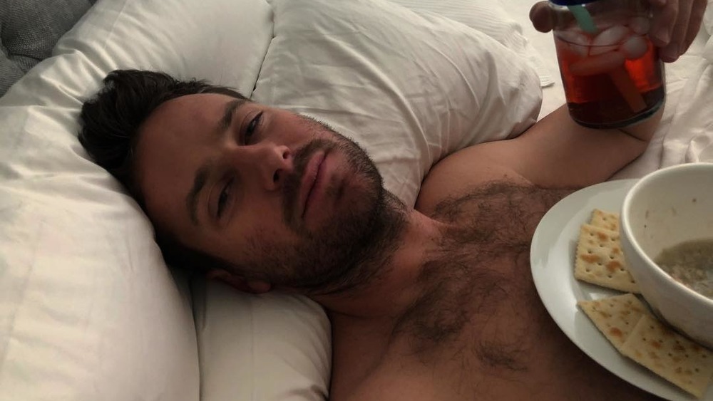 Hammer in bed with crackers