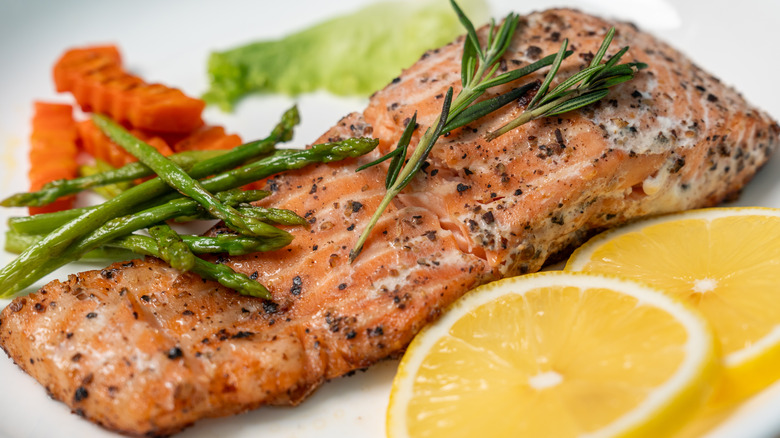 plate of baked salmon
