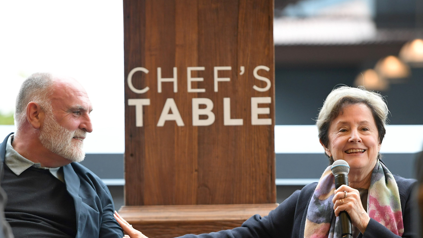 <a href="https://www.mashed.com/2273731/chefs-table-legends-behind-the-scenes/" target="_blank">What Chef’s Table Doesn’t Show You On Screen</a>