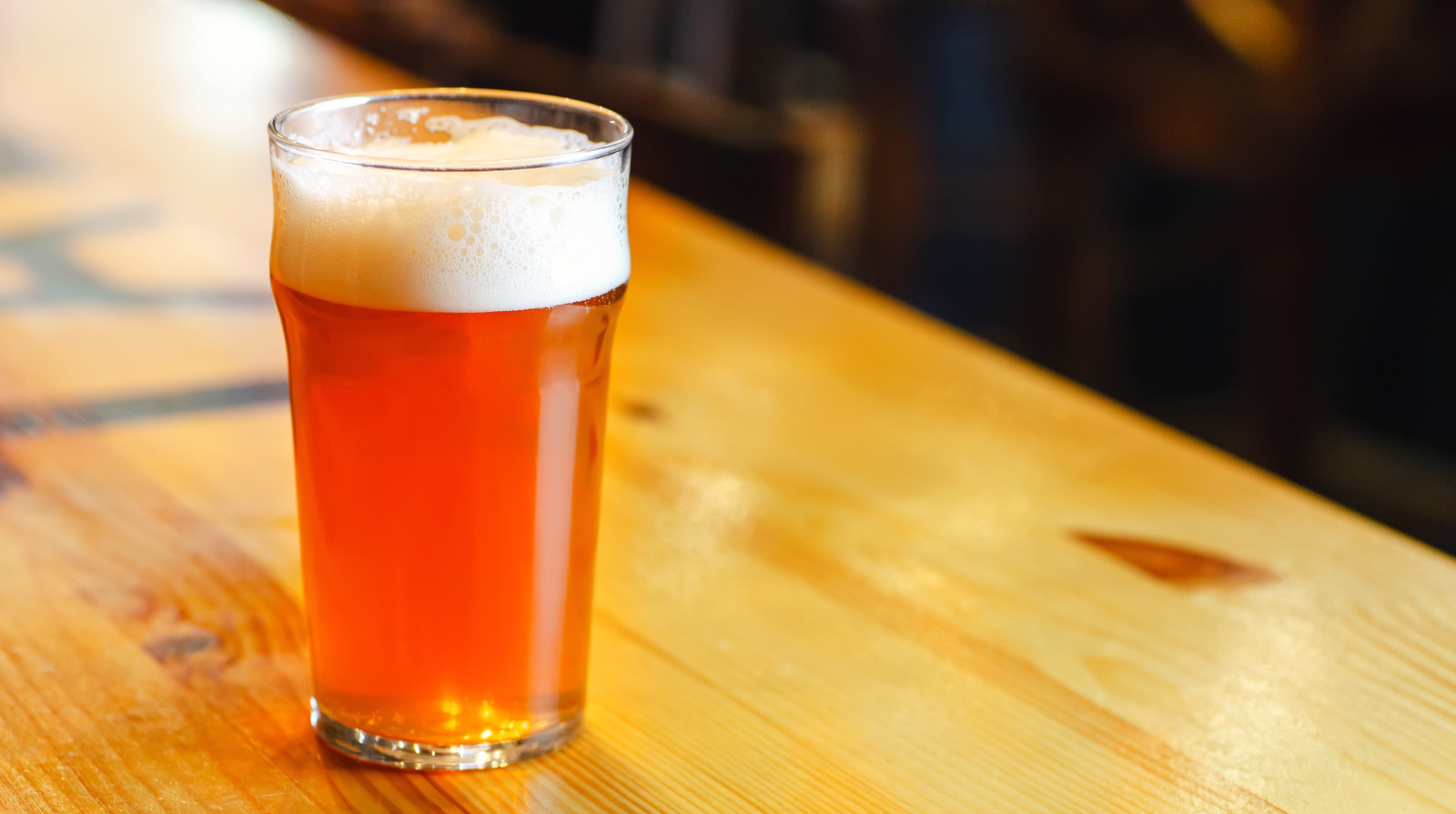 Ever Wonder Why a Pint Glass Has That Weird Bulge? We Found Out