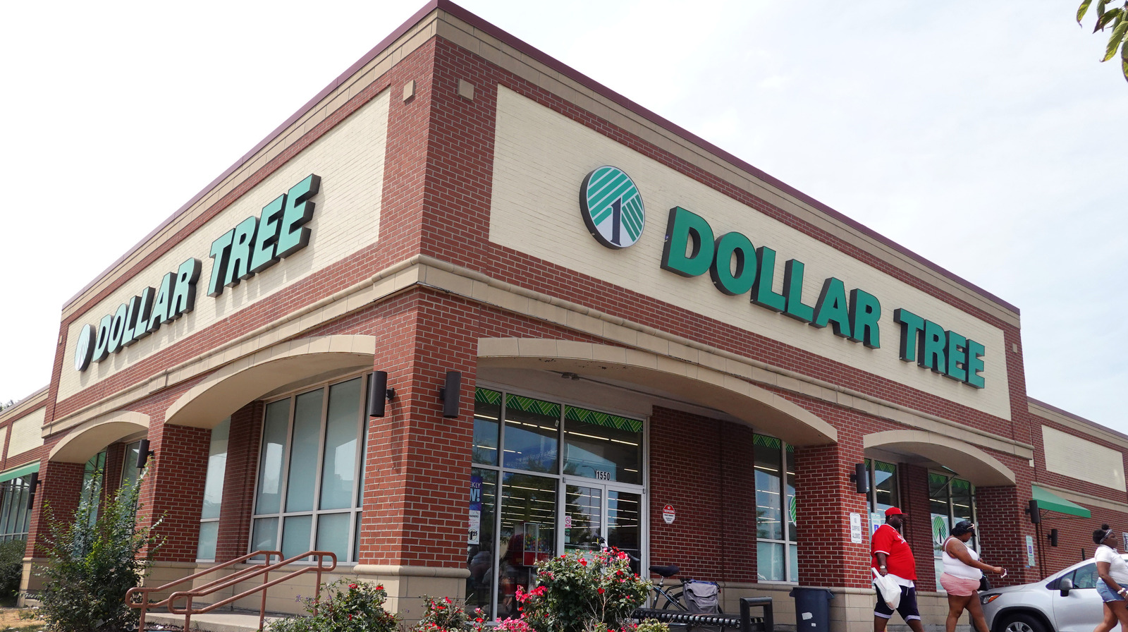 What Dollar Tree s CDO Change Means For The Grocery Aisle