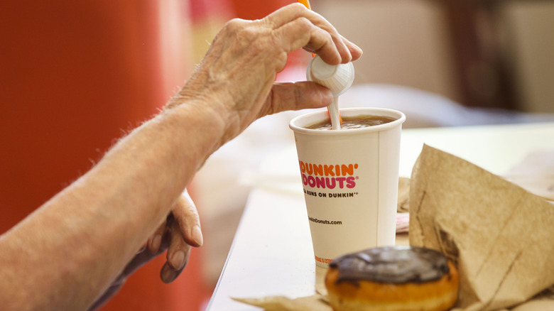 Discovernet What Dunkin Employees Wish You Knew 