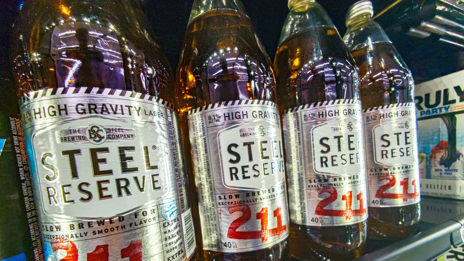 <a href="https://www.mashed.com/2243748/what-happened-40-ounce-beers/" target="_blank">What Happened To 40oz Beers?</a>