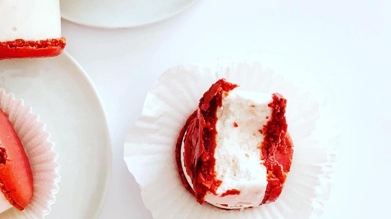 mavens creamery macaron ice cream