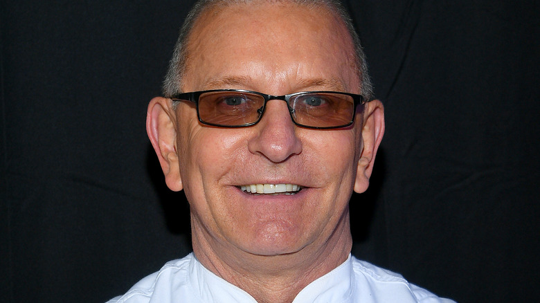 Close up of celebrity chef Robert Irvine