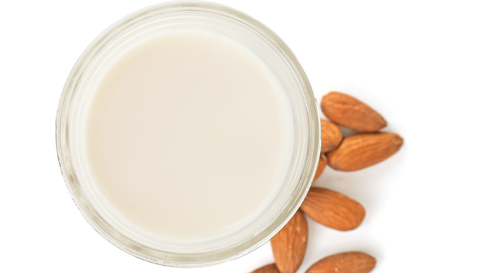 What Happens To Your Body When You Drink Almond Milk Every Day