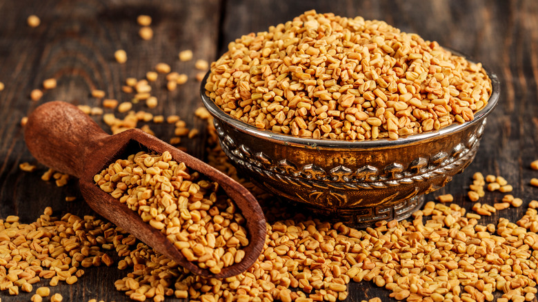 fenugreek seeds in bowl