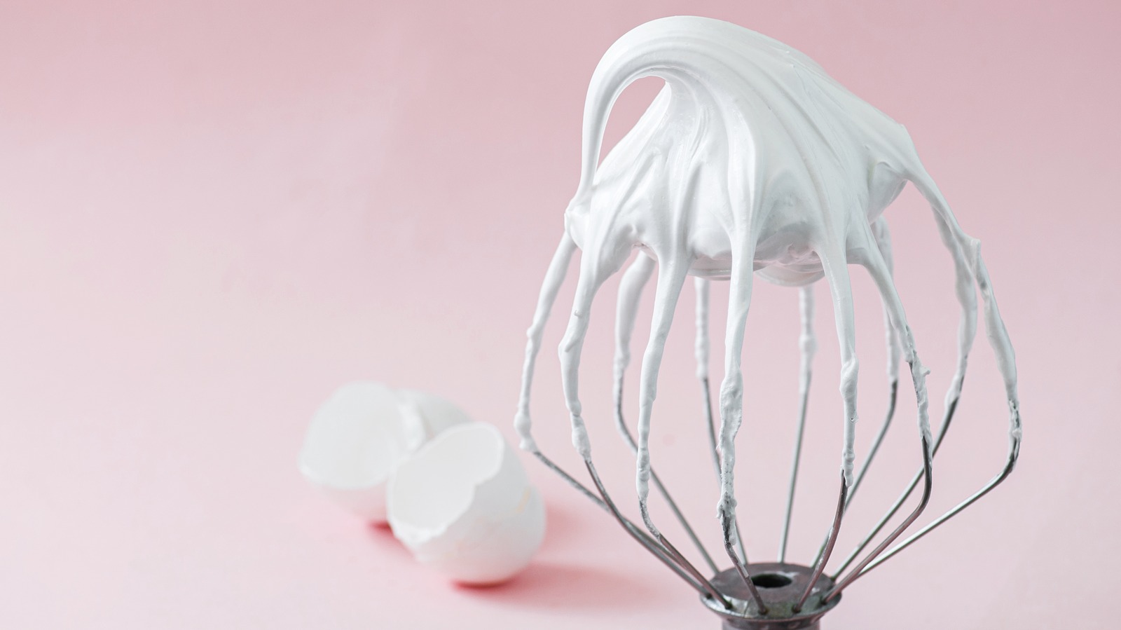 What Is Marshmallow Meringue, And Is It The Same As Marshmallow Fluff?
