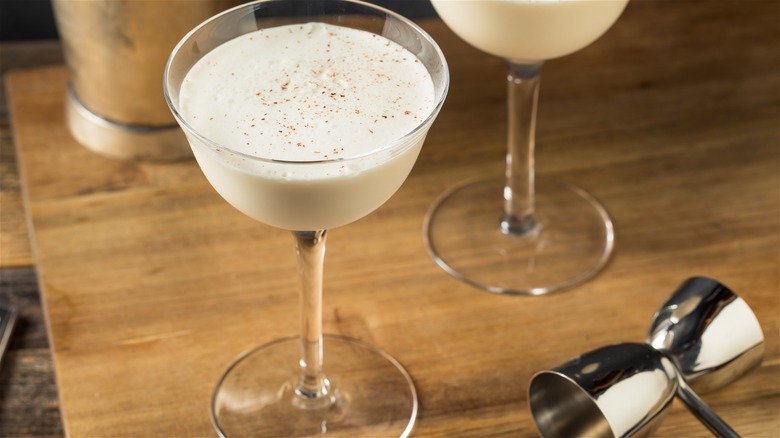 What Is Milk Punch And What Does It Taste Like?