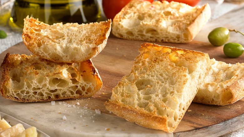 pan de cristal loaf
